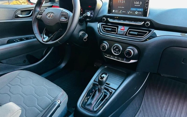 imagem-https://www.socarrao.com.br/sc-vehicle-images-prod/907333/1790093392542-7848479_17_B_7a93bfabdb.jpeg