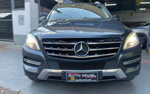 imagem-https://www.socarrao.com.br/sc-vehicle-images-prod/907408/1774209885253-640_480_mercedes-benz-classe-ml-ml-350-sport-4matic-3-0-bluetec-14-14-9283c1-10.jpg