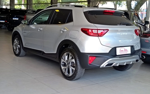 imagem-https://www.socarrao.com.br/sc-vehicle-images-prod/907426/1788988336738-98gnxCpWLk5J0mJhQGV5yy0zRkQiKJCl.jpg