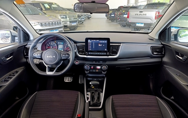 imagem-https://www.socarrao.com.br/sc-vehicle-images-prod/907426/1788988336740-KUdiHyFl7waSVf40LaydJTG4x2ZVdGTB.jpg