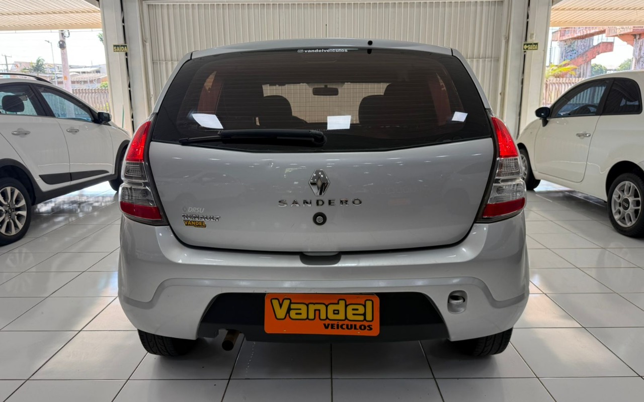 imagem-https://www.socarrao.com.br/sc-vehicle-images-prod/907431/1772889314777-V2hhdHNBcHAgSW1hZ2UgMjAyNi0wMy0wNiBhdCAxNS41MS4yNiAoMykuanBlZw.jpeg