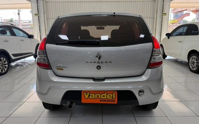 imagem-https://www.socarrao.com.br/sc-vehicle-images-prod/907431/1772889314777-V2hhdHNBcHAgSW1hZ2UgMjAyNi0wMy0wNiBhdCAxNS41MS4yNiAoMykuanBlZw.jpeg