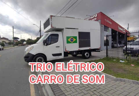 Renault Master 2015 Branco — foto 1 de 3