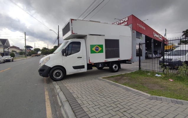 imagem-https://www.socarrao.com.br/sc-vehicle-images-prod/907472/1772890329971-2ZGjhpl2W7Zj29cpZwFji9W9dx8Xn6Su.jpg