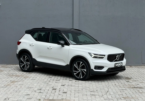 Volvo XC40 2020 Branco — foto 1 de 3