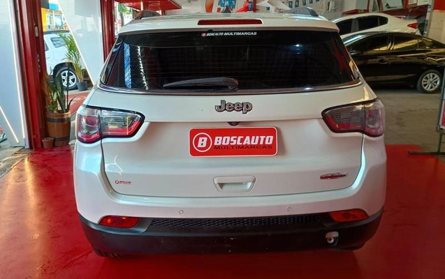 imagem-https://www.socarrao.com.br/sc-vehicle-images-prod/907682/1789502945905-7868256_0_B_6faf557901.jpeg