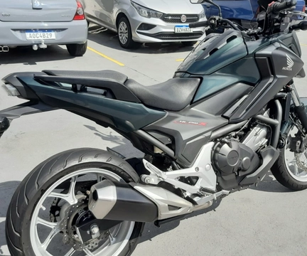 Honda NC 750X/NC 750X ABS 2020 Verde — foto 1 de 3
