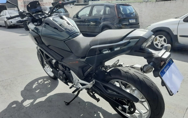 imagem-https://www.socarrao.com.br/sc-vehicle-images-prod/907737/1773331417855-NC5qcGVn.jpeg