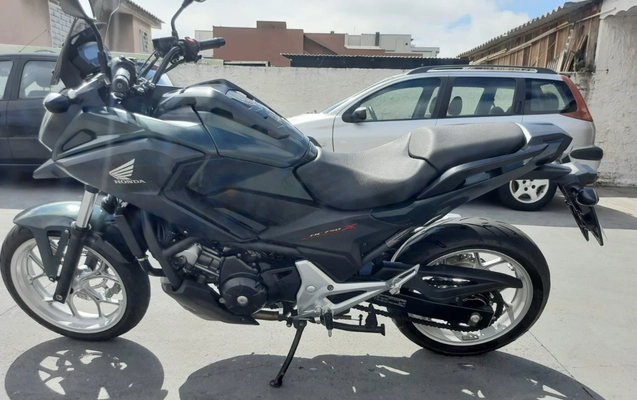 imagem-https://www.socarrao.com.br/sc-vehicle-images-prod/907737/1773331418041-NS5qcGVn.jpeg