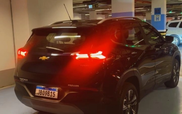 imagem-https://www.socarrao.com.br/sc-vehicle-images-prod/908590/1772912420499-ZGVlOGVjZmItZjFmZi00MWU1LTlkNjQtZTk0ZmYzZTJmM2E4LmpwZWc.jpeg