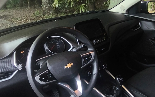 imagem-https://www.socarrao.com.br/sc-vehicle-images-prod/908623/1772912431163-SU1HXzIwMjUxMjEzXzEzMTM0NF8xMDguanBn.jpg