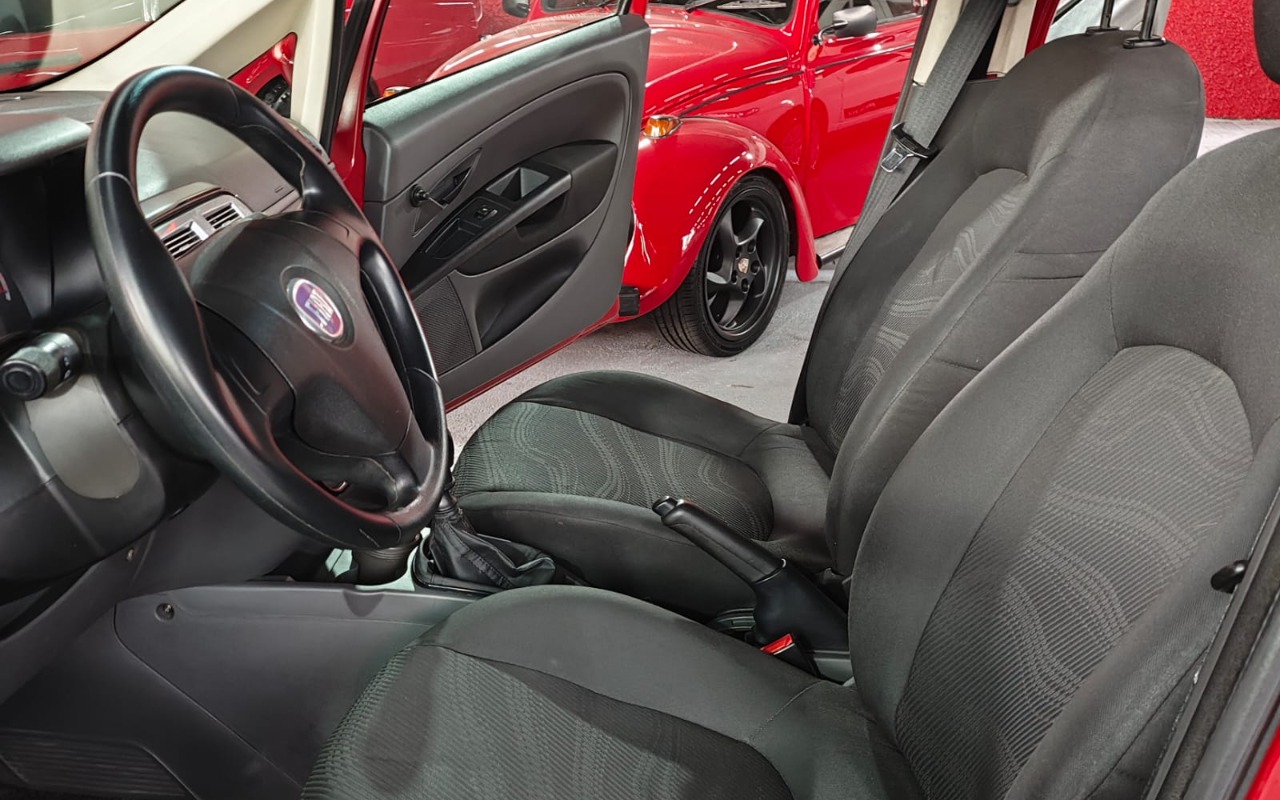 imagem-https://www.socarrao.com.br/sc-vehicle-images-prod/908661/1772913946116-V2hhdHNBcHAgSW1hZ2UgMjAyNi0wMy0wNyBhdCAxNi41Mi4zMS5qcGVn.jpeg