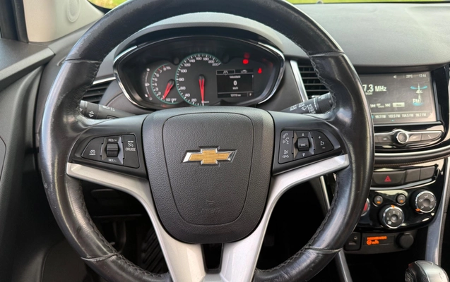 imagem-https://www.socarrao.com.br/sc-vehicle-images-prod/909152/1772940814617-3e19581a8d294e8b8f082156ed005978_1772843311169.jpeg
