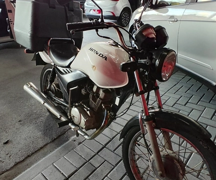 Honda CG 125 CARGO/ CARGO KS/125i CARGO 2010 Branco — foto 1 de 3