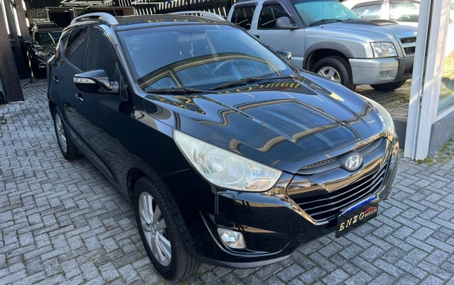 imagem-https://www.socarrao.com.br/sc-vehicle-images-prod/910243/1773056842347-vehicle_image_1773056801_f57aa01c2b6ae425dbfcde8d876b2191.jpeg