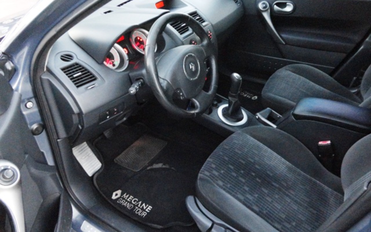 imagem-https://www.socarrao.com.br/sc-vehicle-images-prod/911268/1780405941065-RFNDMDQ2MzEuSlBH.JPG