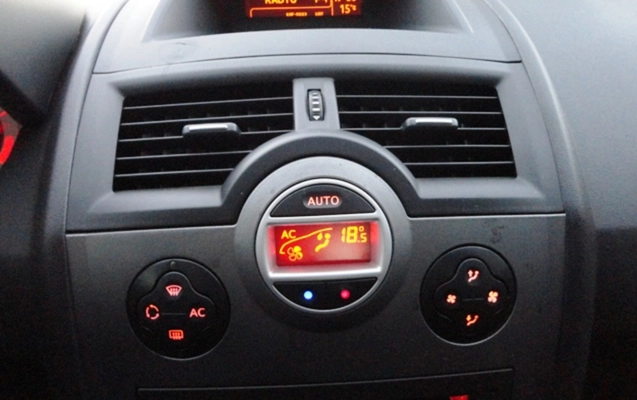 imagem-https://www.socarrao.com.br/sc-vehicle-images-prod/911268/1780405941181-RFNDMDQ2MzYuSlBH.JPG