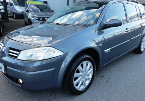 Renault Megane 2013 Cinza — foto 1 de 3
