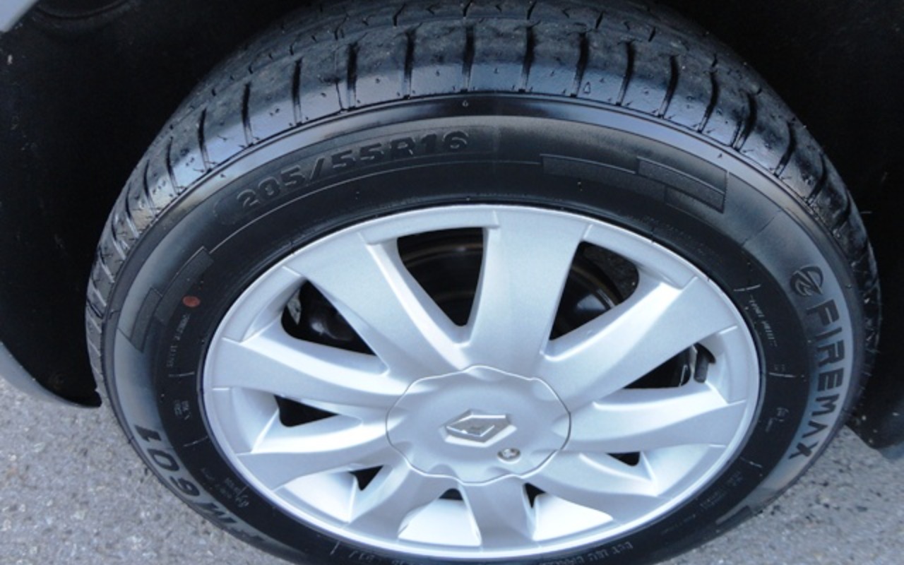 imagem-https://www.socarrao.com.br/sc-vehicle-images-prod/911268/1782505676447-RFNDMDQ3NDcuSlBH.JPG