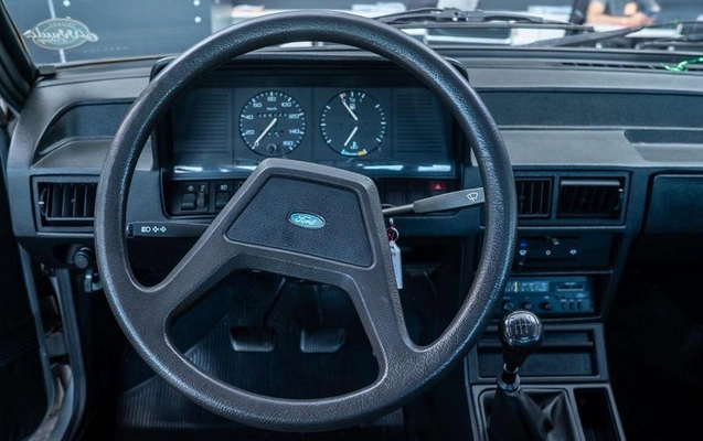 imagem-https://www.socarrao.com.br/sc-vehicle-images-prod/911487/1780952060563-7875413_8_B_633af6e1f0.jpeg