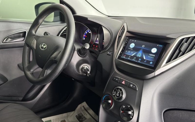 imagem-https://www.socarrao.com.br/sc-vehicle-images-prod/911518/1785855207612-7873461_12_B_29f4302c4d.jpeg