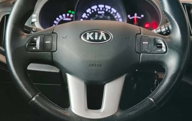 imagem-https://www.socarrao.com.br/sc-vehicle-images-prod/911548/1773059767289-003_0ca96007ad1e0210dc7849620e56dc60.jpeg