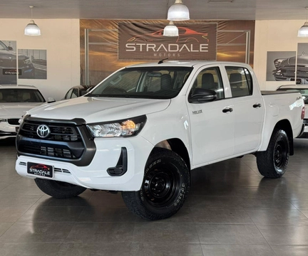 Toyota Hilux 2021 Branco — foto 1 de 3