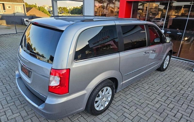 imagem-https://www.socarrao.com.br/sc-vehicle-images-prod/911818/1781802434765-7875722_10_B_c85a078f58.jpeg