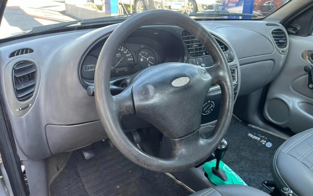 imagem-https://www.socarrao.com.br/sc-vehicle-images-prod/912004/1773066547798-Y2Y0OTQ5YzktOTA1MC00OWY2LTk4NmMtMjMxYTZhMGY5ZTAxLmpwZw.jpg