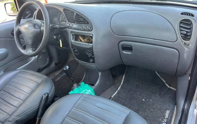 imagem-https://www.socarrao.com.br/sc-vehicle-images-prod/912004/1773066548023-YzI5ODU2M2EtM2M5MC00NTlkLWE3OTctMjQxNTU0YWUwMTI4LmpwZw.jpg