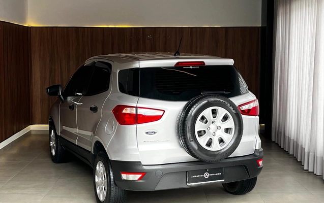 imagem-https://www.socarrao.com.br/sc-vehicle-images-prod/912667/1789755889471-67c446f9389d438db7f728eea6eb3b52_1773239889665.jpeg