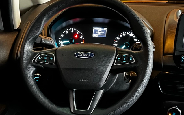 imagem-https://www.socarrao.com.br/sc-vehicle-images-prod/912667/1789755889485-ec676e364afb4dc698299fdc5a0bd041_1773239884530.jpeg