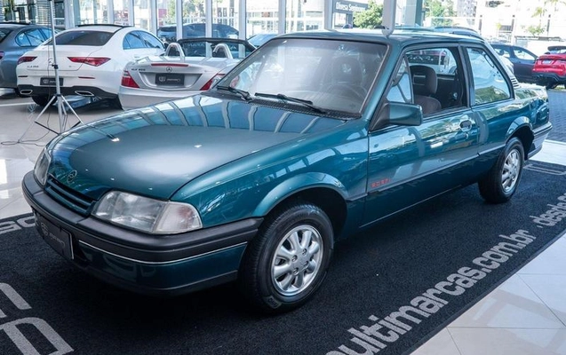 imagem-https://www.socarrao.com.br/sc-vehicle-images-prod/912764/1789475825595-7877489_0_B_74903daac4.jpeg