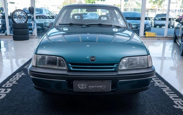 imagem-https://www.socarrao.com.br/sc-vehicle-images-prod/912764/1789475825598-7877489_0_B_540ab25dfc.jpeg