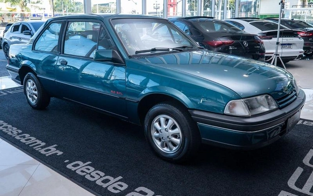 imagem-https://www.socarrao.com.br/sc-vehicle-images-prod/912764/1789475825600-7877489_1_B_66c9a76a31.jpeg