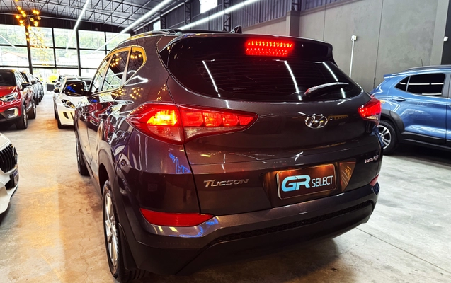 imagem-https://www.socarrao.com.br/sc-vehicle-images-prod/913073/1773086213285-003_8b1a285b429eb504d7194a79e5b95b28.jpg