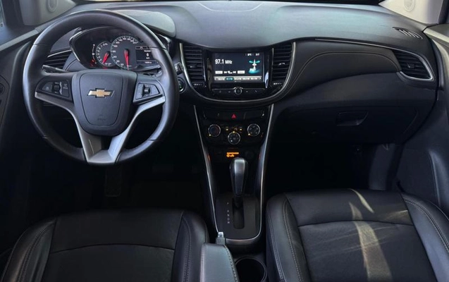 imagem-https://www.socarrao.com.br/sc-vehicle-images-prod/913252/1784913592567-7838863_10_B_7ebc96c1e2.jpeg