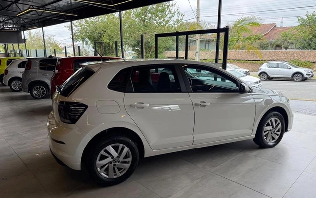 imagem-https://www.socarrao.com.br/sc-vehicle-images-prod/913341/1785329272687-7867184_9_B_bc3439e947.jpeg