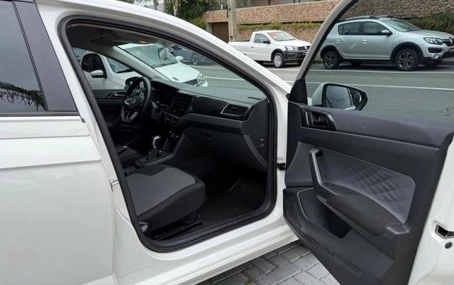 imagem-https://www.socarrao.com.br/sc-vehicle-images-prod/913341/1785329272688-7867184_17_B_f72d414f98.jpeg