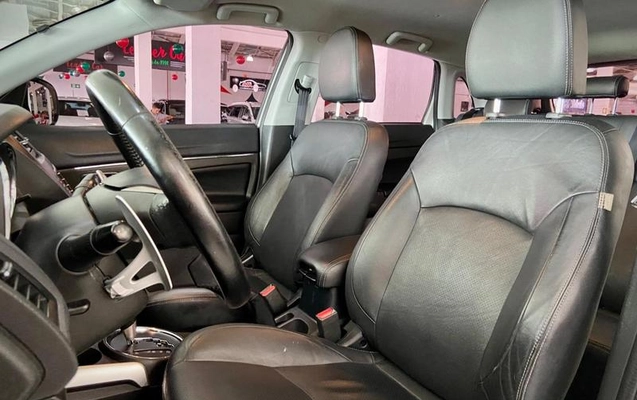 imagem-https://www.socarrao.com.br/sc-vehicle-images-prod/913381/1788549732119-7879036_3_B_70c729291f.jpeg