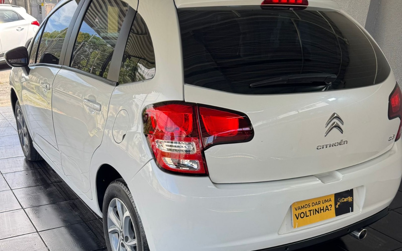 imagem-https://www.socarrao.com.br/sc-vehicle-images-prod/913779/1773142708072-V2hhdHNBcHAgSW1hZ2UgMjAyNi0wMy0xMCBhdCAwOC4xMy4yNyAoMykuanBlZw.jpeg