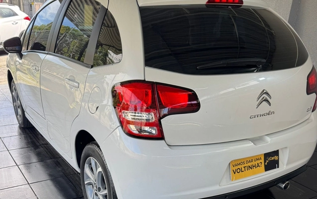 imagem-https://www.socarrao.com.br/sc-vehicle-images-prod/913779/1773142708072-V2hhdHNBcHAgSW1hZ2UgMjAyNi0wMy0xMCBhdCAwOC4xMy4yNyAoMykuanBlZw.jpeg
