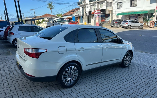 imagem-https://www.socarrao.com.br/sc-vehicle-images-prod/914529/1773155776366-bc33139e-7dba-4247-8a18-bdabc851479f.jpeg