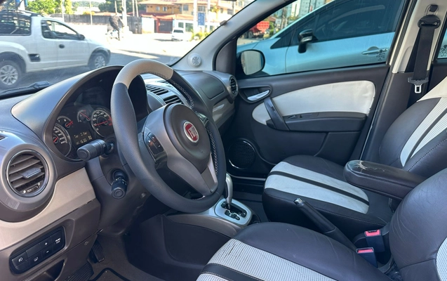 imagem-https://www.socarrao.com.br/sc-vehicle-images-prod/914529/1773155776369-87e61ff3-beb5-4d86-b66f-7f0c7b974eca.jpeg