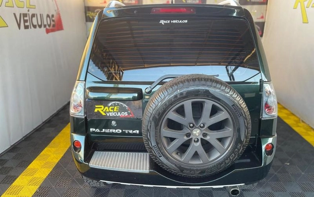 imagem-https://www.socarrao.com.br/sc-vehicle-images-prod/914558/1789170372869-7689724_0_B_751106efd9.jpeg