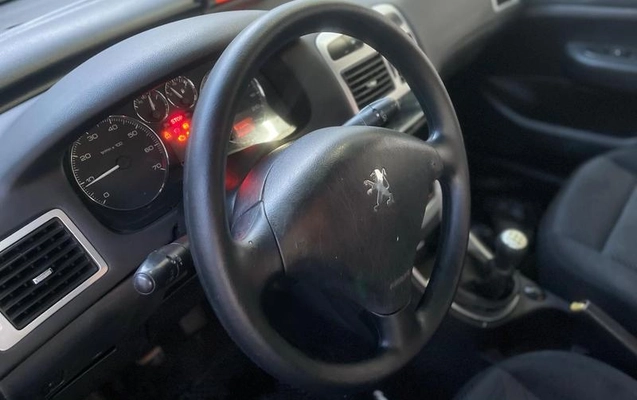 imagem-https://www.socarrao.com.br/sc-vehicle-images-prod/914572/1789170378063-7590336_2_B_b146707269.jpeg