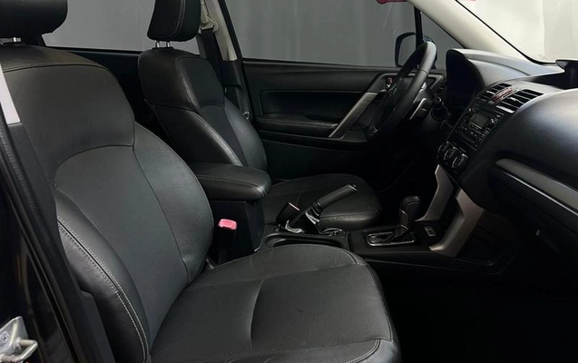 imagem-https://www.socarrao.com.br/sc-vehicle-images-prod/914574/1789169331134-7722987_1_B_a13a10e083.jpeg