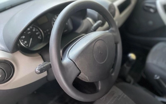 imagem-https://www.socarrao.com.br/sc-vehicle-images-prod/914576/1789169108920-7686622_3_B_162943fc51.jpeg