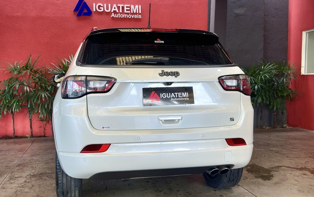 imagem-https://www.socarrao.com.br/sc-vehicle-images-prod/914698/1773157926804-5_061059.jpg