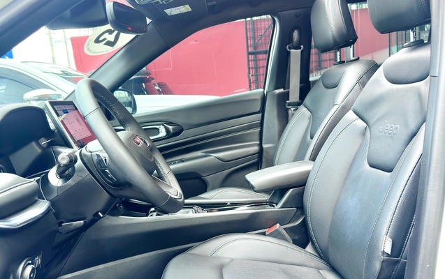 imagem-https://www.socarrao.com.br/sc-vehicle-images-prod/914698/1773157926805-7_061059.jpg